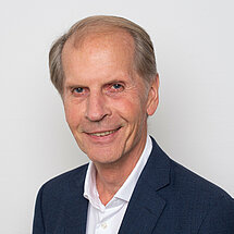 Reinhard Schäfers, Political Advisor